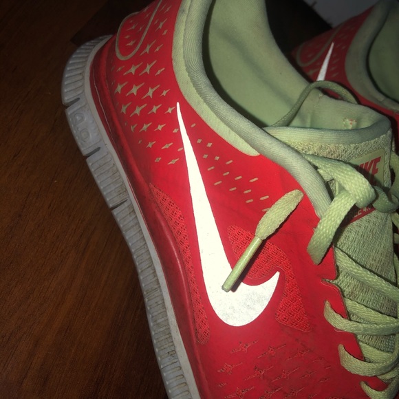 Nike 4.0 V2 - Picture 3 of 8